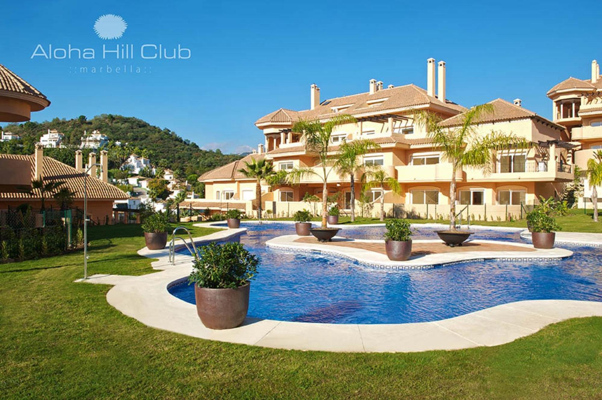 Aloha Hill Club Lluxury 5 Star Golf Resort Near Puerto Banus And Марбелья Экстерьер фото