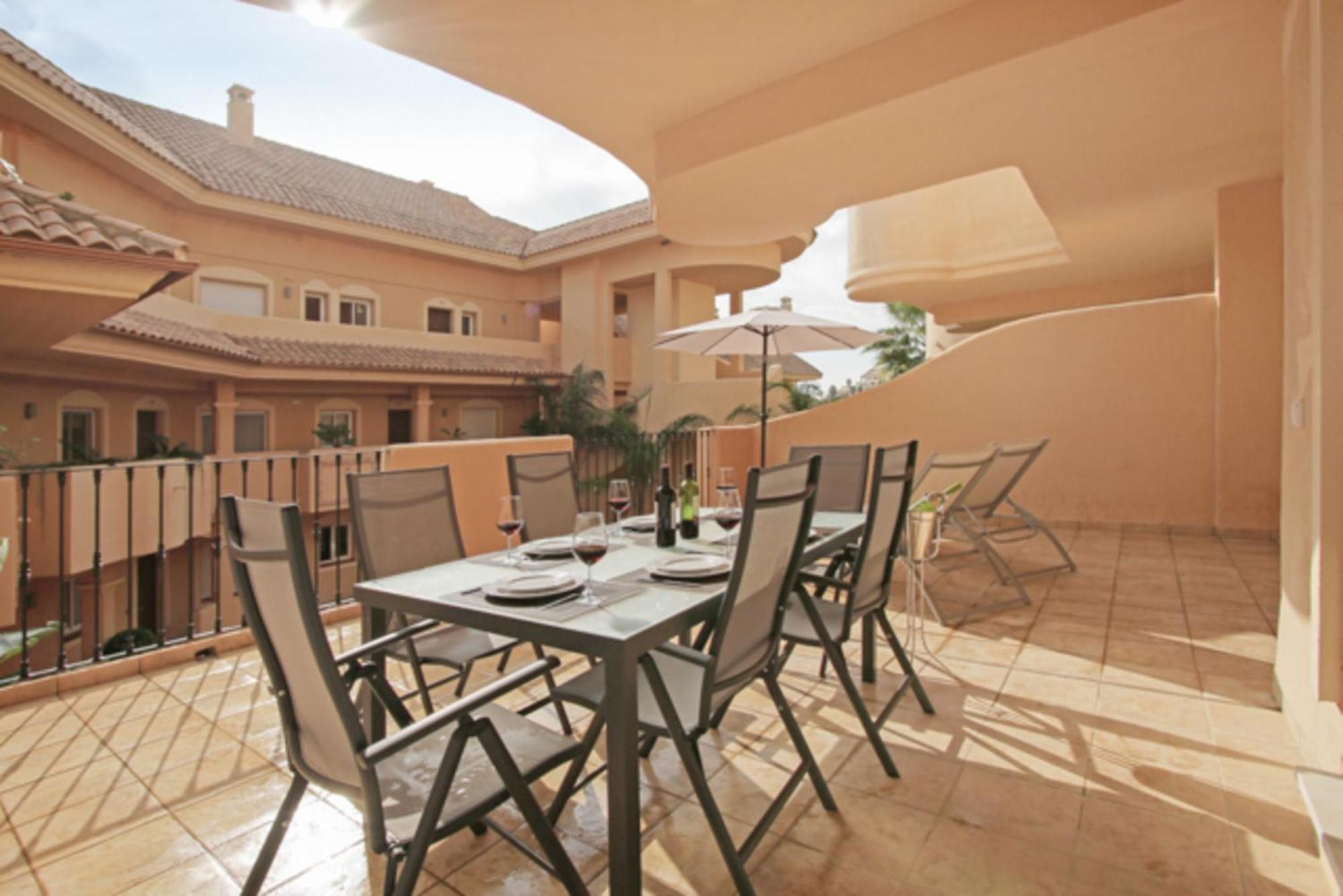 Aloha Hill Club Lluxury 5 Star Golf Resort Near Puerto Banus And Марбелья Экстерьер фото