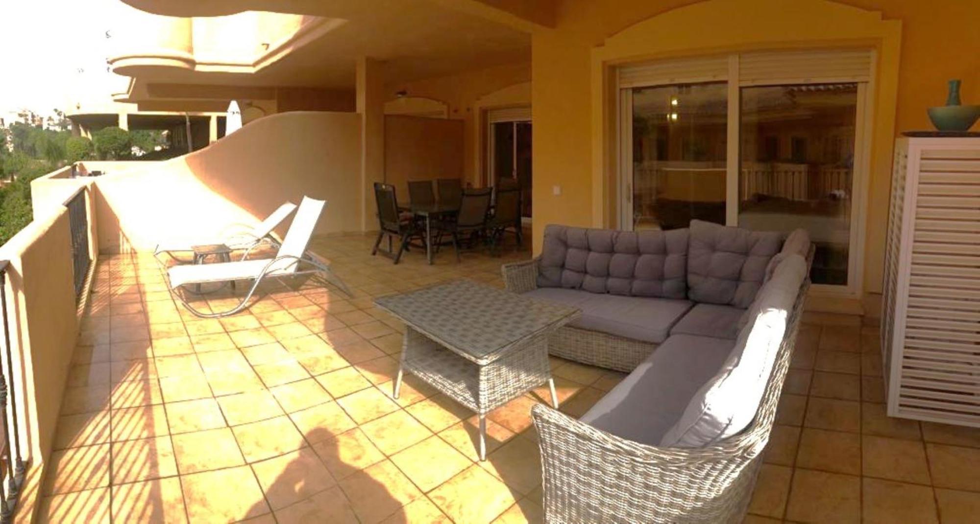 Aloha Hill Club Lluxury 5 Star Golf Resort Near Puerto Banus And Марбелья Экстерьер фото