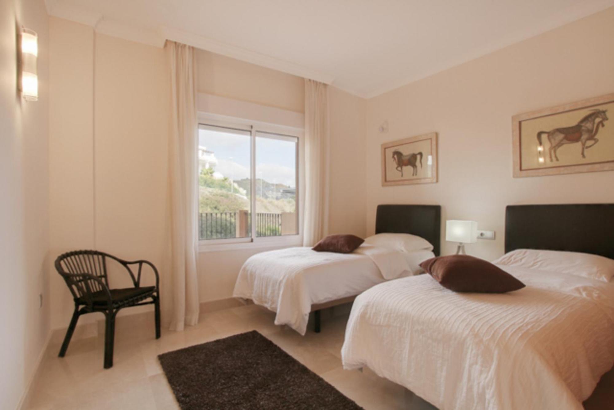 Aloha Hill Club Lluxury 5 Star Golf Resort Near Puerto Banus And Марбелья Экстерьер фото